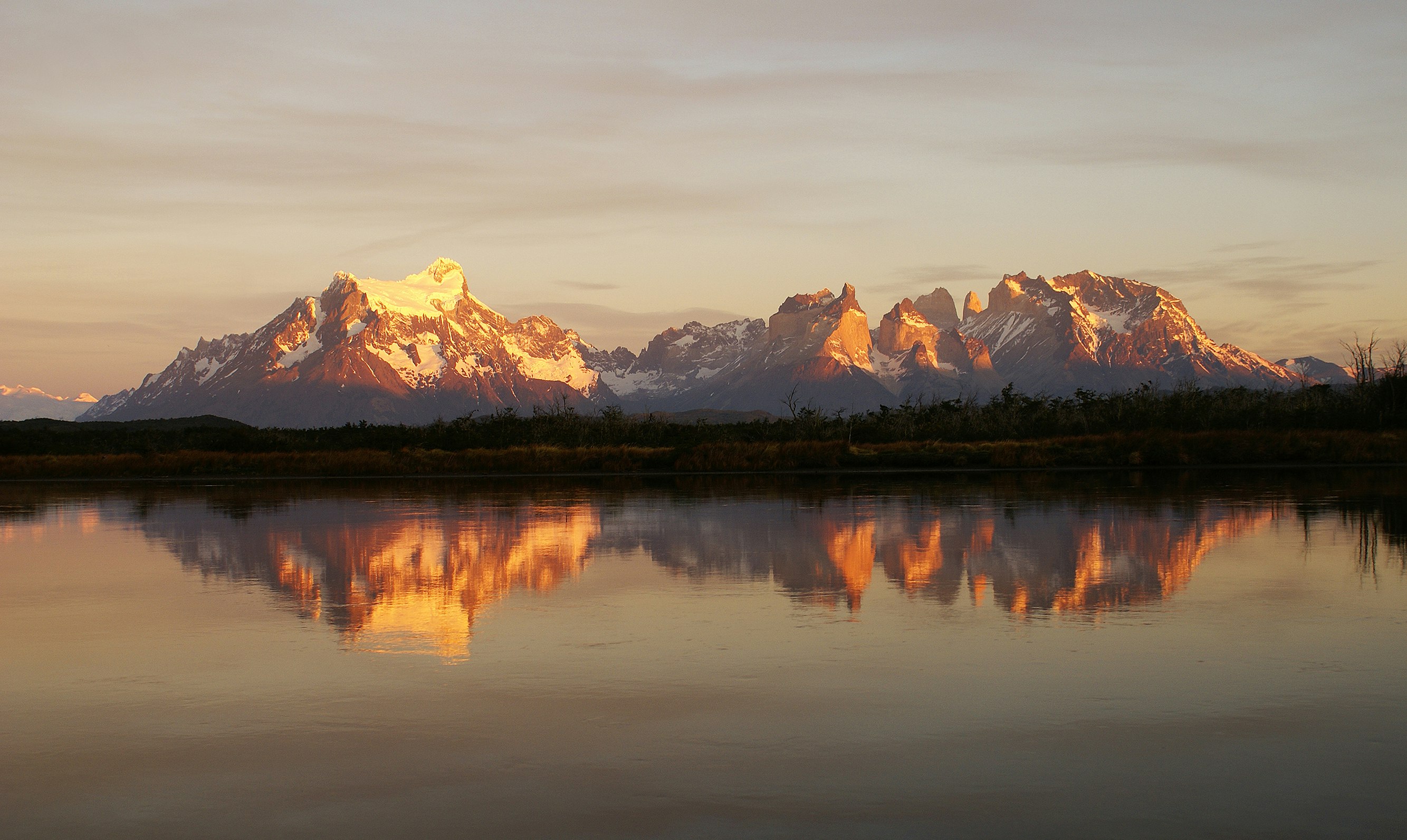 Circuit 10D/9N Santiago, San Rafael Lagoon and Torres del Paine - imagen #2