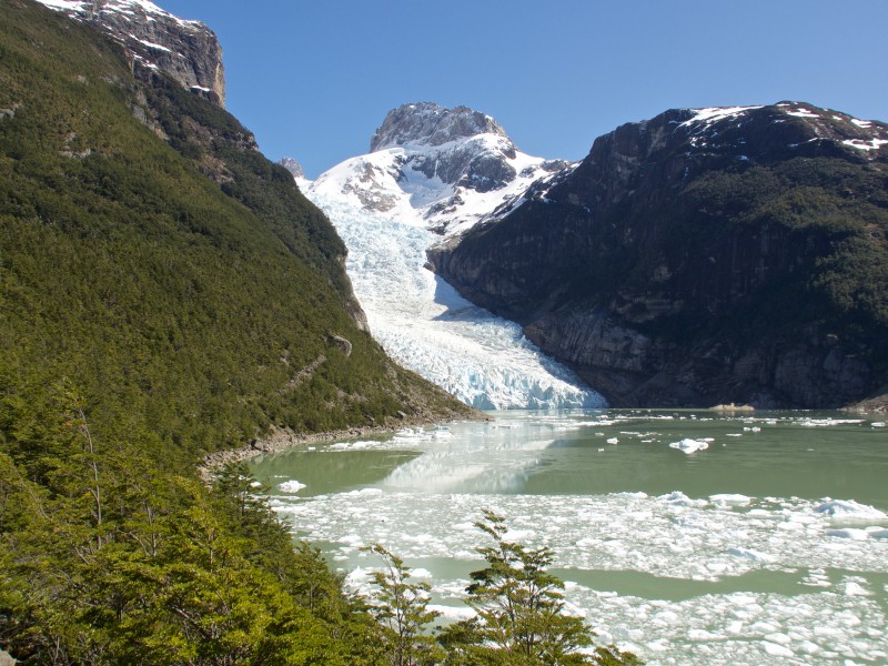 Aventura Suave en Santiago, San Pedro de Atacama, Isla de Pascua y Torres del Paine