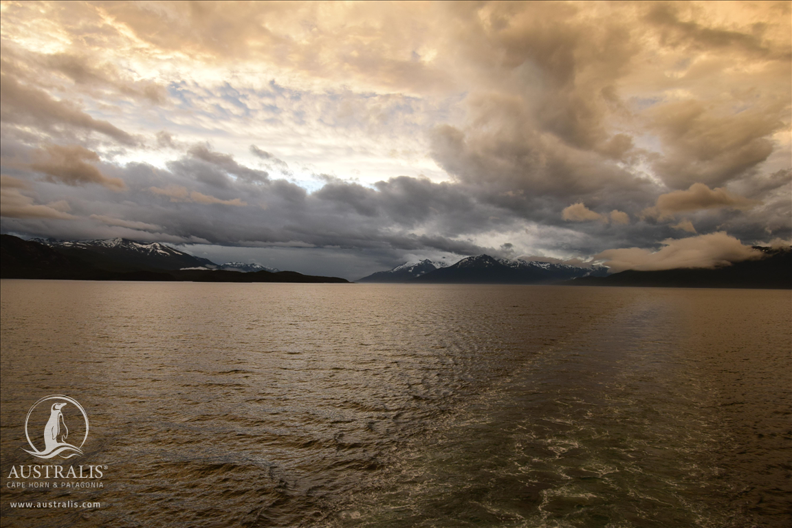 Ventus Australis Cruise / Ushuaia - Punta Arenas 