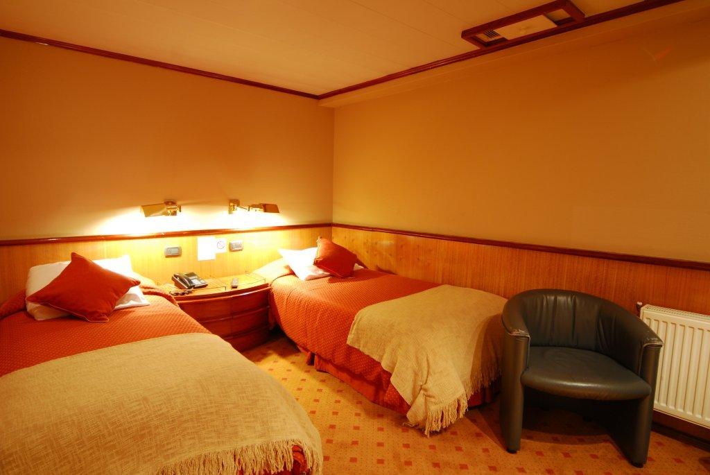 Crucero Ruta Exploradores Kaweskar: Skorpios III