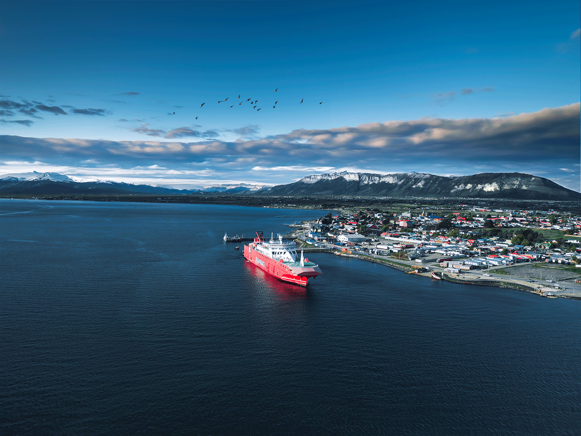 Navimag Puerto Montt - Puerto Natales 4 days / 3 nights