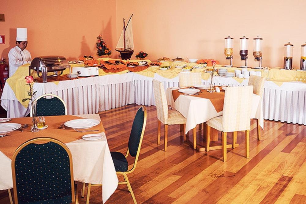 Gran Hotel Vicente Costanera - image #4