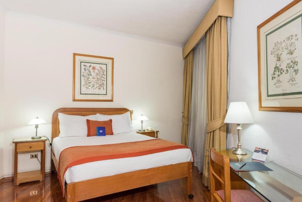 Hotel Presidente Tulip Inn - image #2