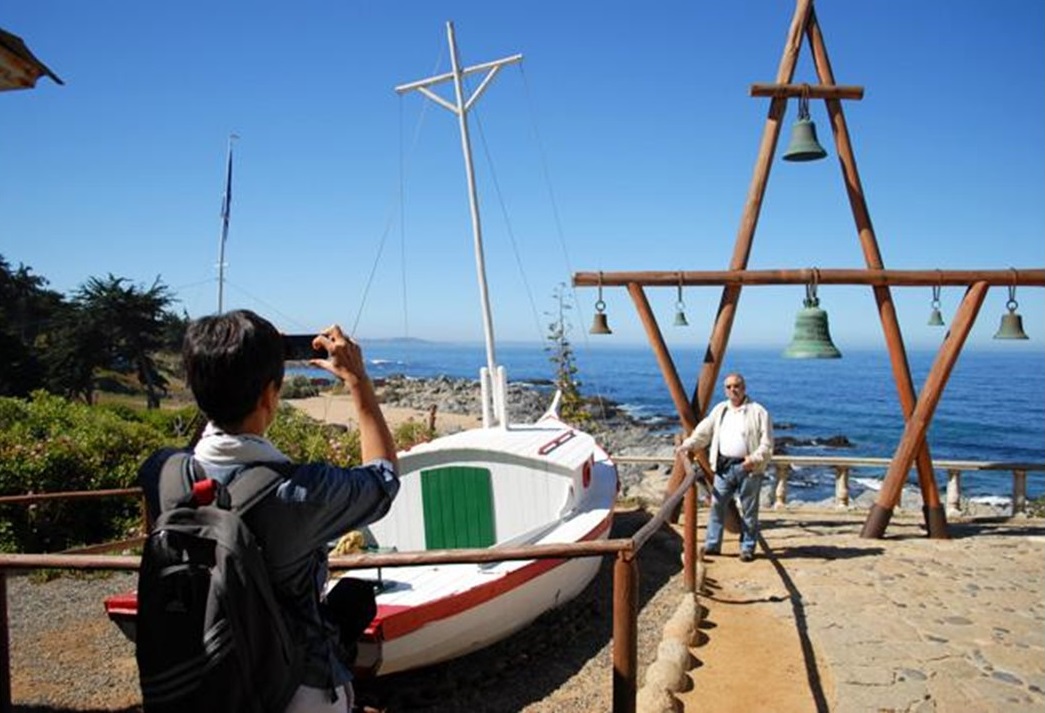 Santiago - Isla Negra - Undurraga Vineyard