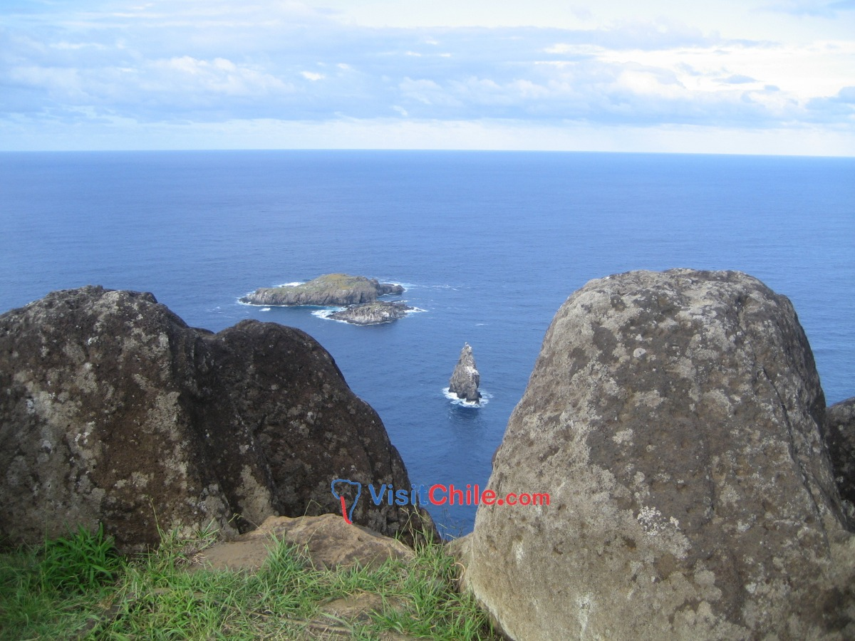 Travel to Easter Island and Its Top Attractions - imagen #6