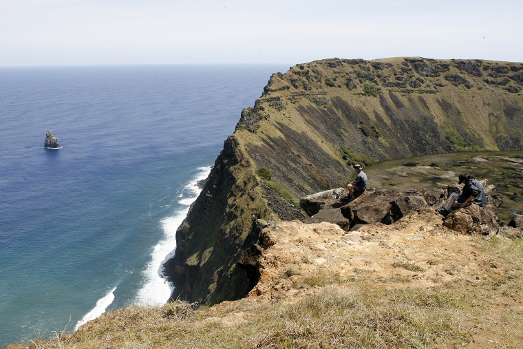 Tour The Best of Easter Island